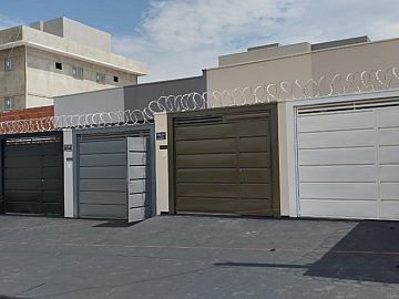 Confira! - Casa a Venda no Residencial P�lo Centro